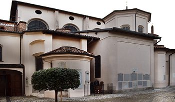 Fianco sinistro della Basilica e cappelle laterali della navata sinistra (perimetro esterno).