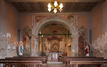 interno verso altare