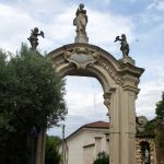 Ingresso storico con portale ad Arco 