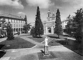 Piazzale antistante alla Cappella